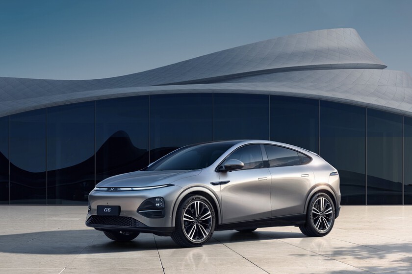 la marca china aterriza con tres coches eléctricos que apuntan directamente contra Tesla