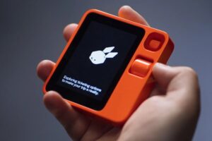 apenas un 5% de las personas que compraron el Rabbit R1 lo usan a diario