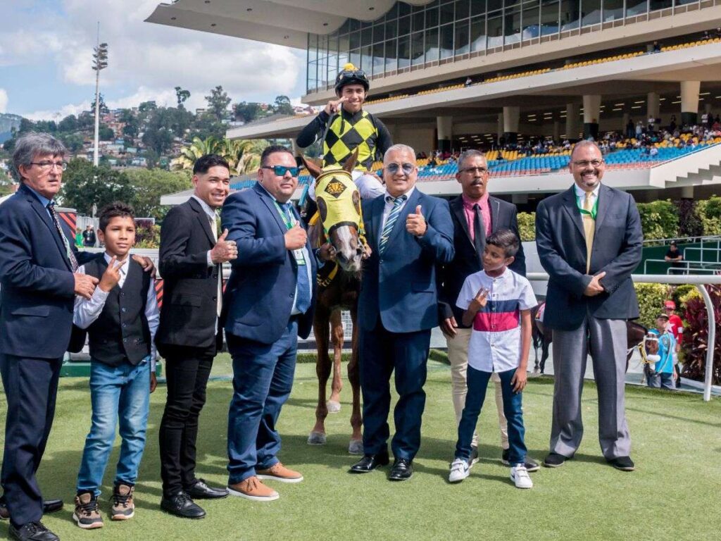 Bella Catira derrotó a los machos en el Millard Ziadie