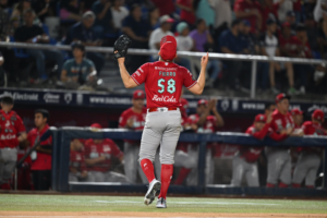 ¡17 veces campeones! Diablos barren a los Sultanes en Serie del Rey