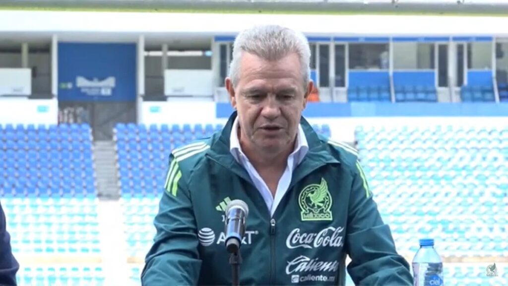 Javier Aguirre sobre Carlos Vela: "Las puertas están abiertas"