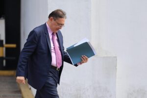 MP rechaza recibir un escrito en defensa de Edmundo González