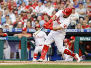 Kyle Schwarber igualó una marca de jonrones de Alfonso Soriano