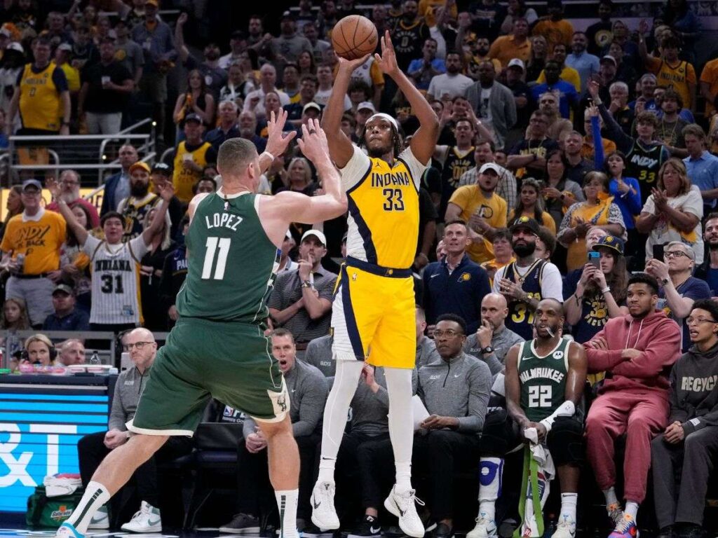 Pacers planean renovar a Myles Turner