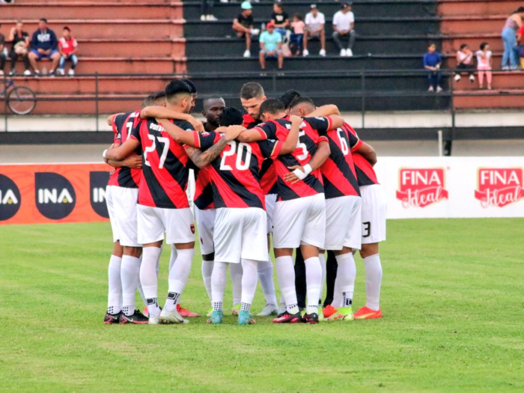 La historia como farsa en el Futve