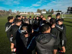 La Vinotinto a quitarse el dominio charrúa