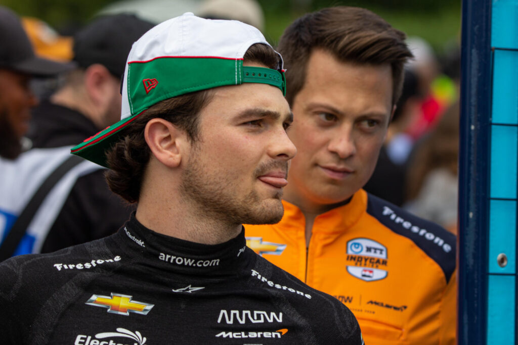 El piloto mexicano de IndyCar, Pato O´Ward (Arrow McLaren), sufrió este domingo en Toronto (Canadá) con un despiste en una curva que luego lo dejó expuesto a los golpes de otros rivales. (México) EFE/ Julio César Rivas
