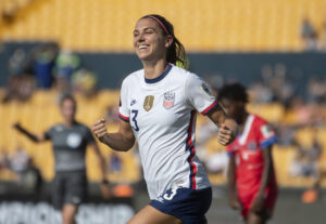 Fotografía de archivo de la futbolista estadounidense Alex Morgan.. EFE/Miguel Sierra