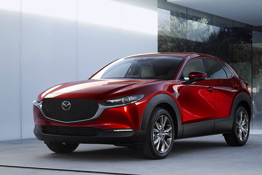 Mazda ofrecía servicios como el arranque remoto de forma gratuita. Ahora lo hace vía suscripción de 10 dólares al mes