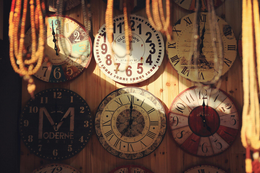 El tiempo negativo existe. Esta evidencia es el último regalo que nos ha hecho la física cuántica