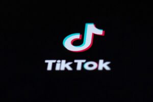 TikTok lo hace hasta más rápido que OpenAI