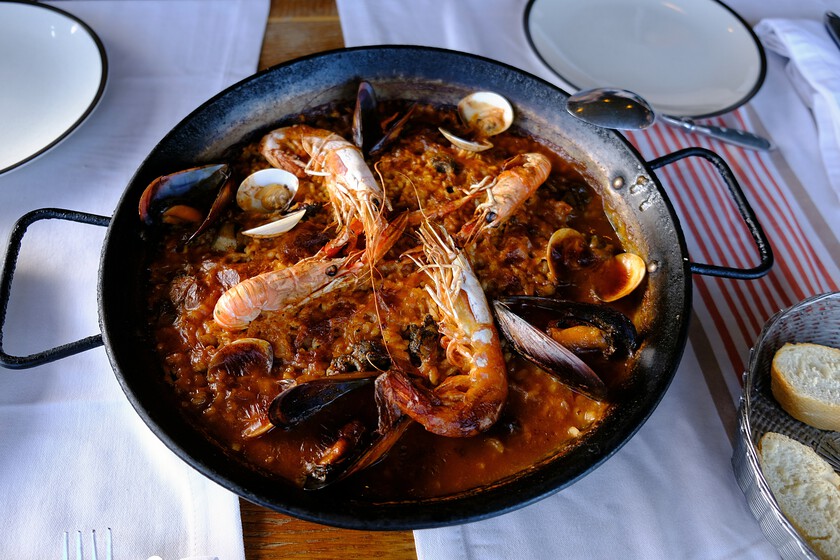 una microbióloga nos explica por qué no es recomendable comer arroz recalentado