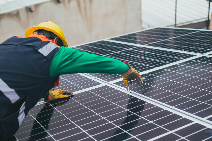 Las ciudades del mundo son cada vez más calurosas. Los paneles solares solo van a aumentar el problema