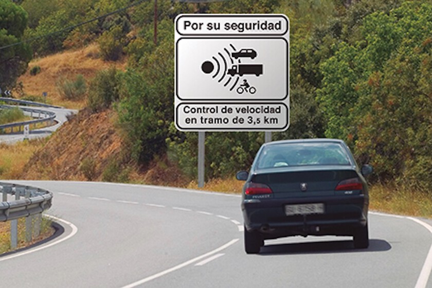 La DGT no está utilizando radares móviles dentro de radares de tramo. Las matemáticas te lo explican: es absurdo
