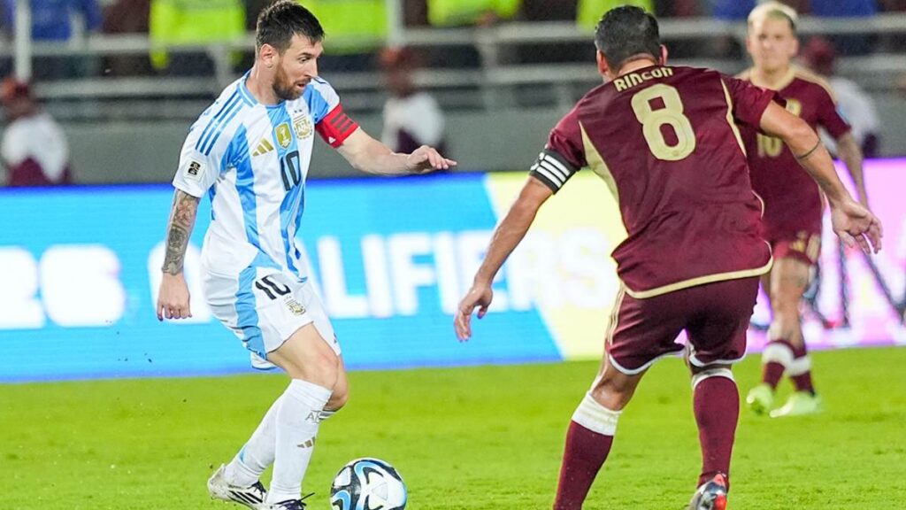 Argentina sufre en Venezuela para sacar un empate
