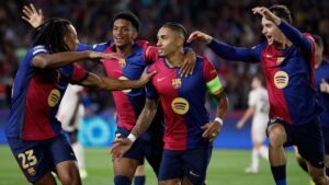 Barcelona le pega un paseo al Bayern con hat-trick de Raphinha (Video)