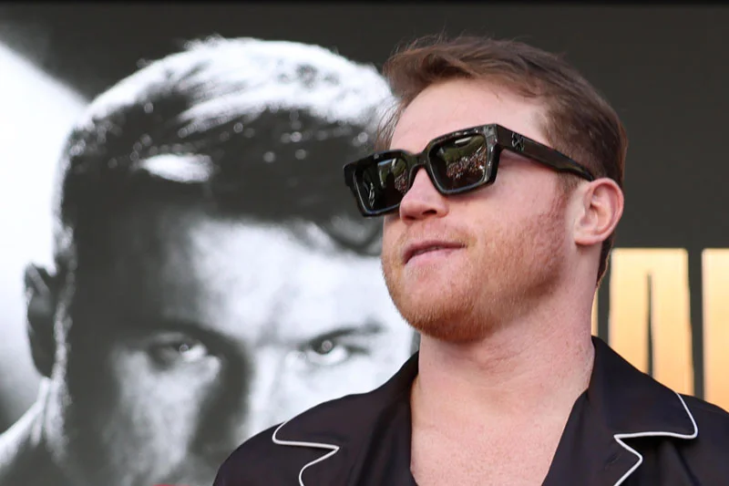 Saúl Canelo Álvarez, campeón mundial en la división de las 168 libras