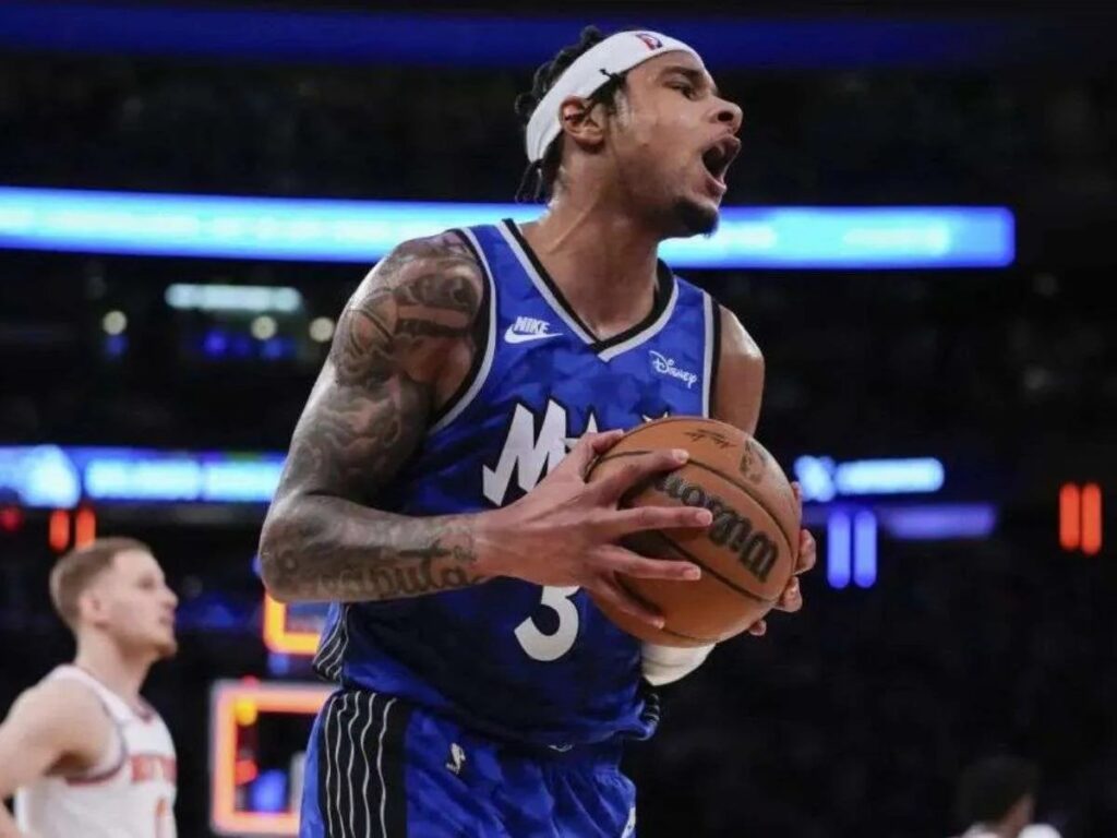 Chuma Okeke regresa a los Knicks