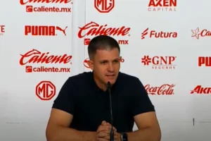 El ex DT de FC Juárez, Mauricio Barbieri en conferencia de prensa posterior al duelo ante las Chivas de Guadalajara en la Liga MX. (Foto: Captura de pantalla conferencia de prensa)