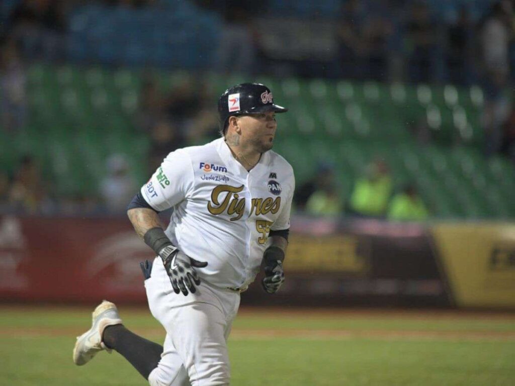 Jesús Sucre comandó el triunfo de los Tigres