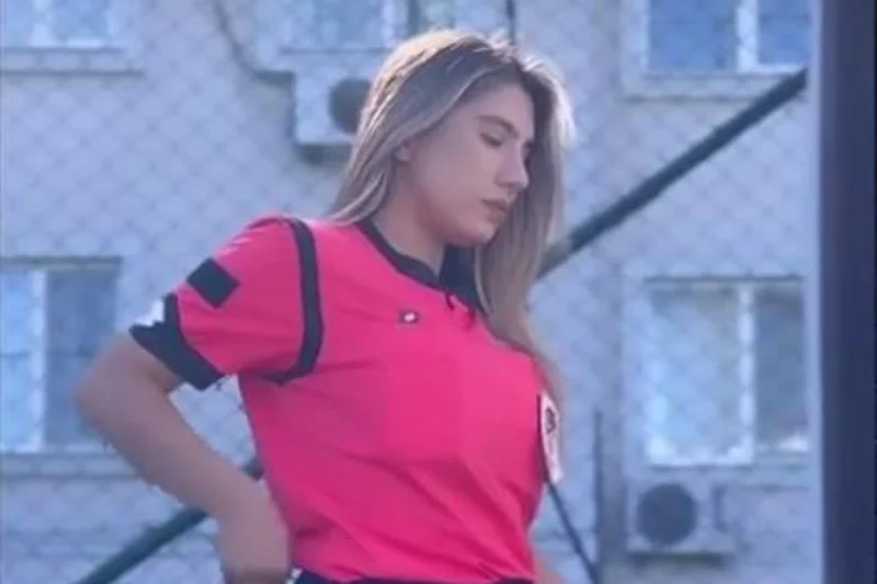 Elif Karaarslan, árbitra turca, está metida en un escándalo