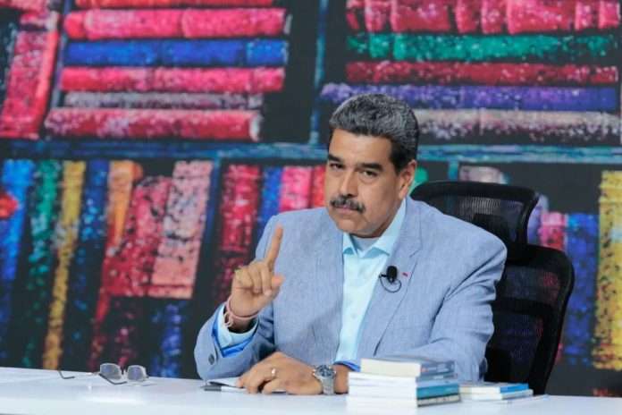 La derecha prepara otra operación de engaño con la juramentación de González Urrutia desde España"
