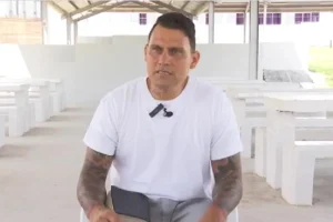 Omar Ortiz, exportero preso por secuestro, se convierte en predicador