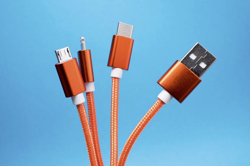 El estándar USB-C prometía solucionar el caos de los conectores. La situación es peor que nunca