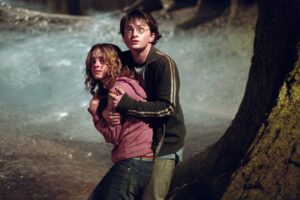 así explota Warner el éxito de 'Hogwarts Legacy' antes de la serie de HBO