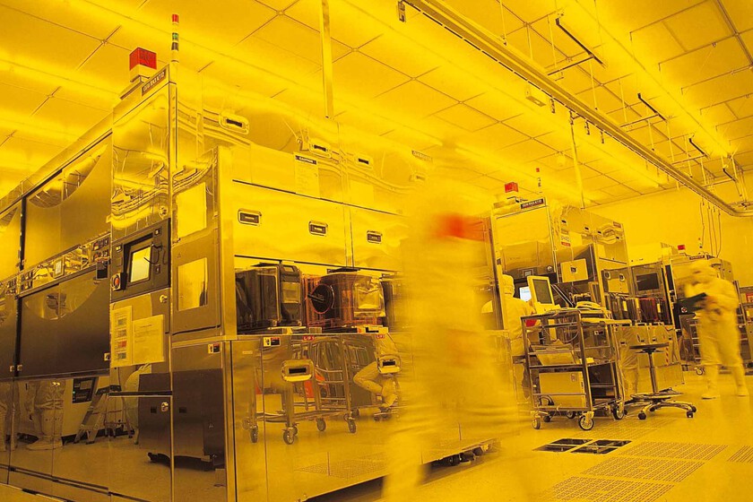 suspenderá la fabricación para algunos clientes chinos de chips de IA