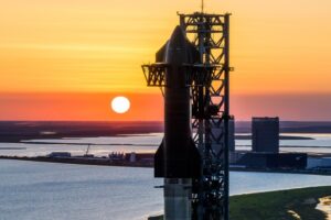 a qué hora es y cómo ver en directo el vuelo en el que SpaceX pondrá al límite el cohete