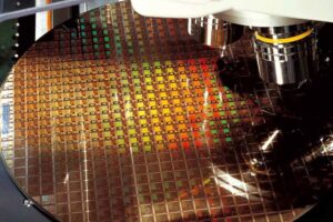 Las acciones del mayor fabricante chino de chips duplican su precio. Es el mejor recurso de China hacia la autosuficiencia
