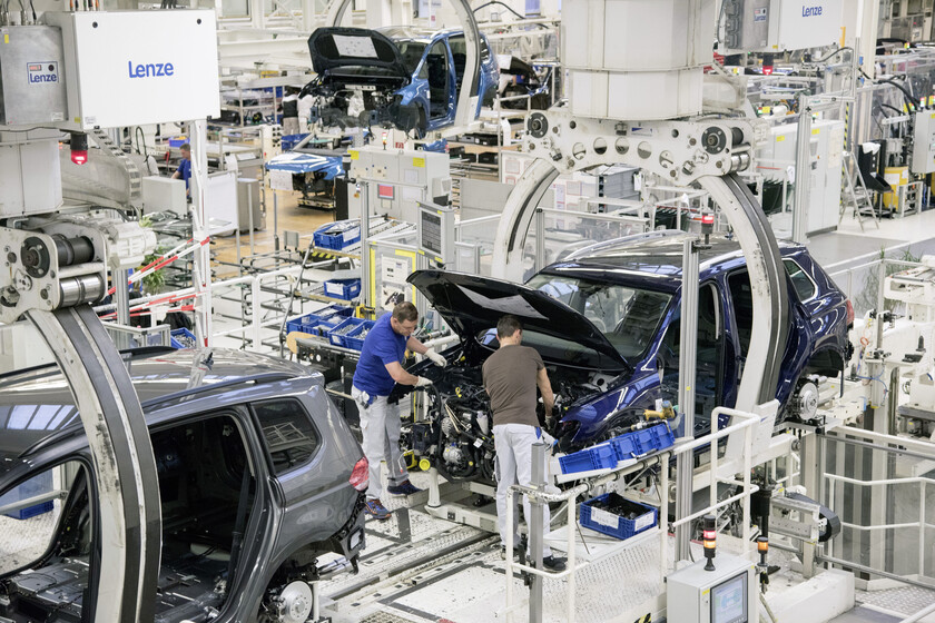 "Europa es un 25% menos competitiva frente a China" y la industria del coche tiene claros los motivos: salarios y energía