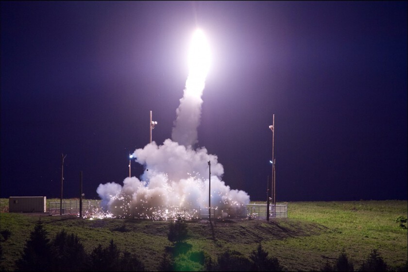 Cómo unos pocos km fueron clave para que el misil lanzado por Rusia en Ucrania no activara todas las líneas rojas de la guerra
