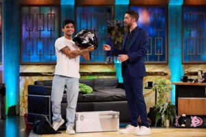 "Sé que lo has pasado mal". Jorge Martín visita finalmente a Broncano y 'La revuelta' logra otro triunfo contra 'El hormiguero'