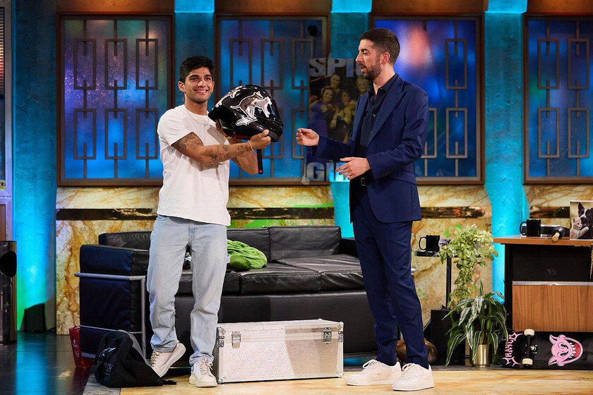 "Sé que lo has pasado mal". Jorge Martín visita finalmente a Broncano y 'La revuelta' logra otro triunfo contra 'El hormiguero'