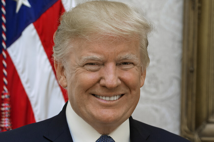 Trump tiene a Microsoft, HP y Dell de los nervios. Están comprando en China a lo bestia antes de que llegue