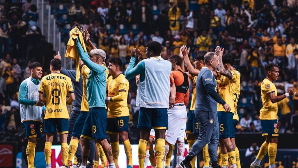 América