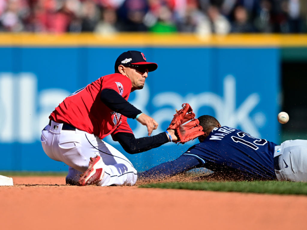 Giménez encabeza a criollos con Guante de Oro