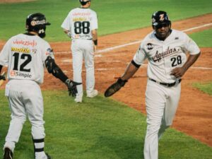 Águilas logró un ajustado triunfo ante Caribes
