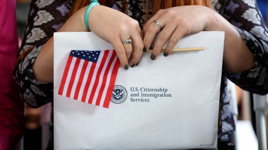 La polémica propuesta de senadores republicanos que sería un duro golpe para migrantes en EEUU