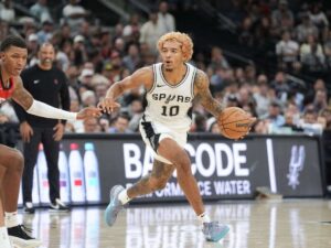 Spurs pierden a Jeremy Sochan por lesión en su mano