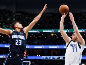 Doncic vuelve a brillar en victoria de Dallas