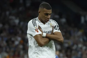 Breves de Unanimo: Real Madrid busca reforzar su defensa con un alemán