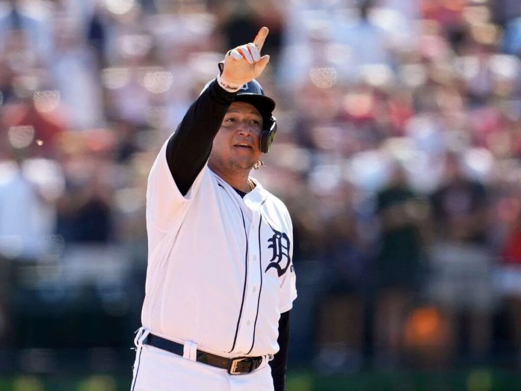 Miggy sopla 12 velitas en honor al primer MVP