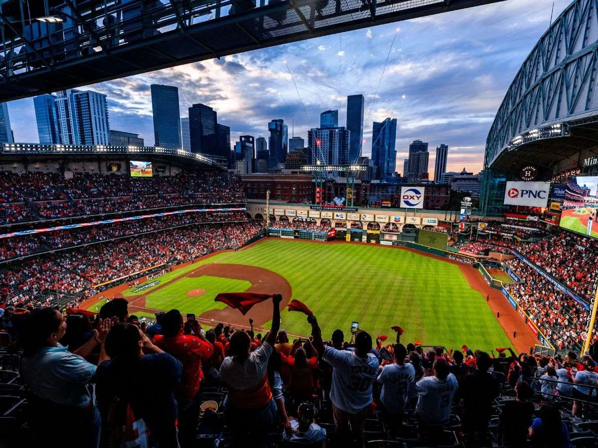Estadio de lo Astros cambiará de nombre en 2025
