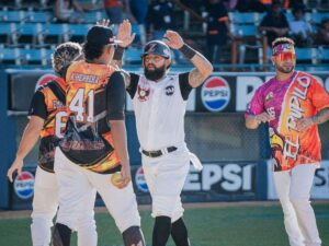 Águilas barrió a Caribes en el Luis Aparicio