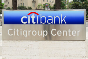 Analistas del Citigroup prevé que el precio del petróleo baje a 60 dólares con Trump