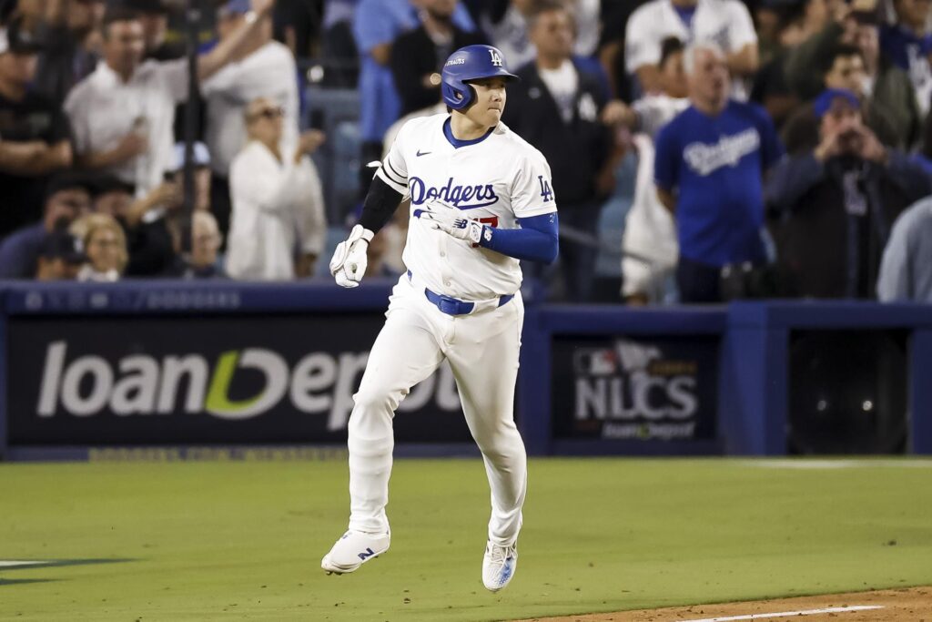 Shohei Ohtani operado del hombro, volverá para el spring training