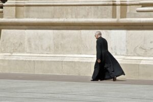 España no es la única a la que le quitan el sueño las pensiones. El fondo del Vaticano está al borde de la bancarrota